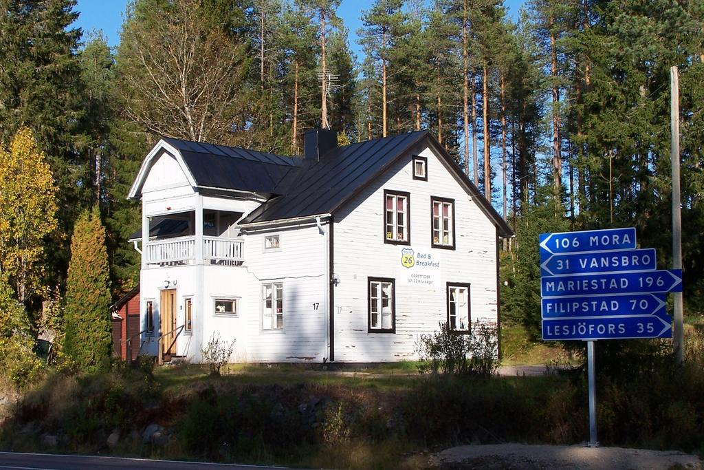 Bed and Breakfast Route 26 Laxtjarn Екстер'єр фото